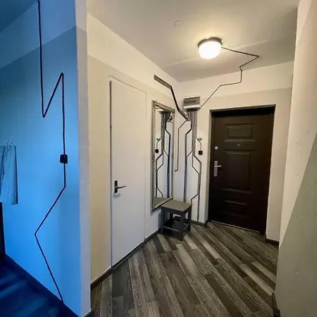 Dzivoklis Ar Skatu Par Aluksni Apartament