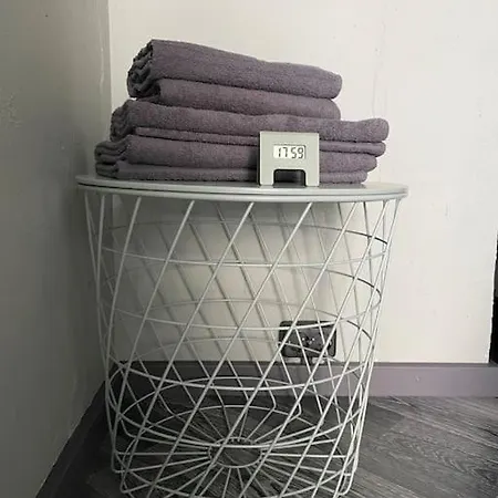 Dzivoklis Ar Skatu Par Aluksni Apartament *